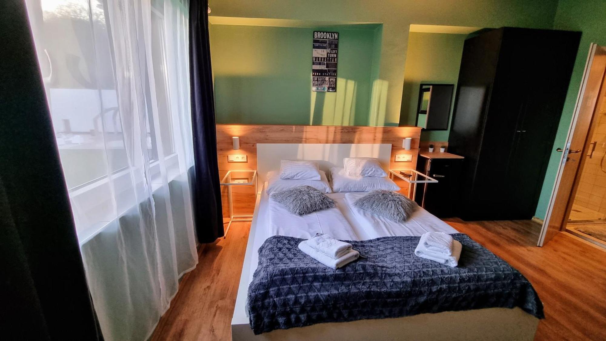 Boutique Hotel & Event Center ブダペスト エクステリア 写真